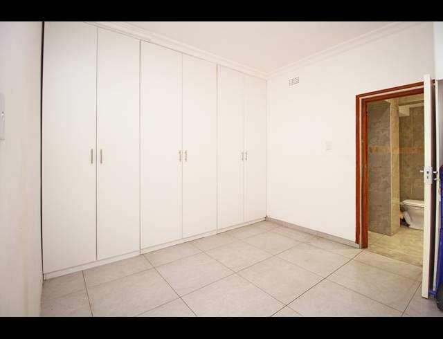 1 BEDROOM APARTMENT FOR SALE IN ORCHARDS